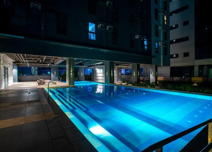 Apartment Fully Furnished Urban Oasis : Free Pool