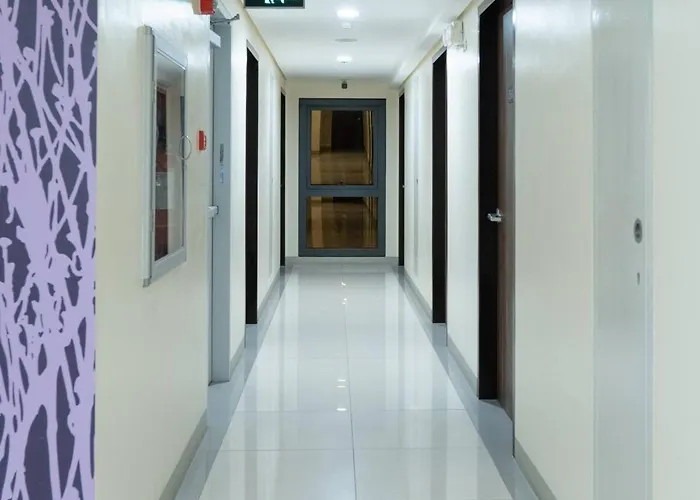 Apartment Fully Furnished Urban Oasis : Free Pool Manila