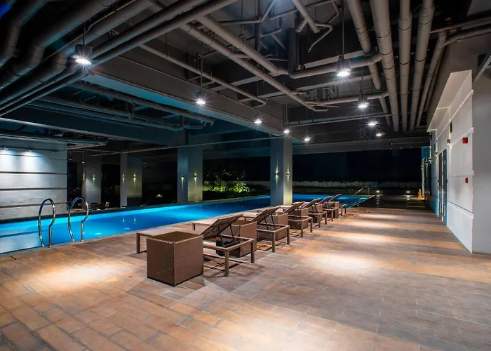 Apartment Fully Furnished Urban Oasis : Free Pool *